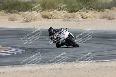 media/Nov-16-2025-Race Pace (Sun) [[8c5fa54630]]/Non Verified Riders (1st 20 Minutes)/2-Turn 10 (1010am)/